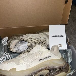 Balenciaga Triple S Clear Sole sneakers